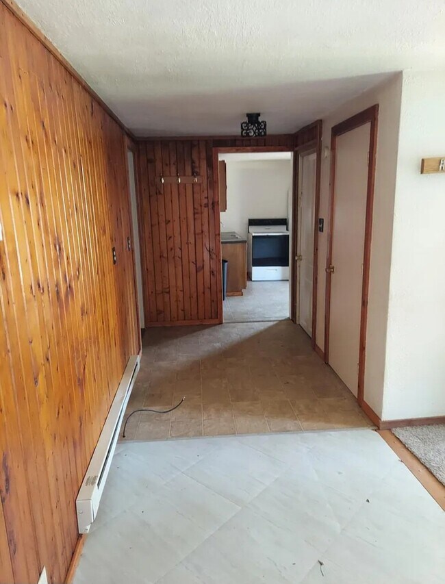 Foto del edificio - 293 E Main St