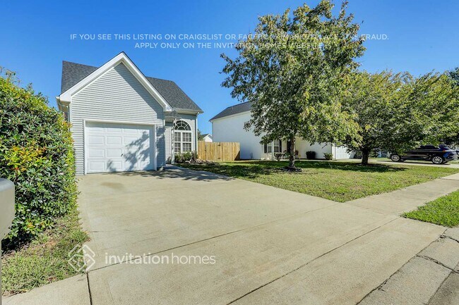 Foto del edificio - 5038 Nina Marie Ave