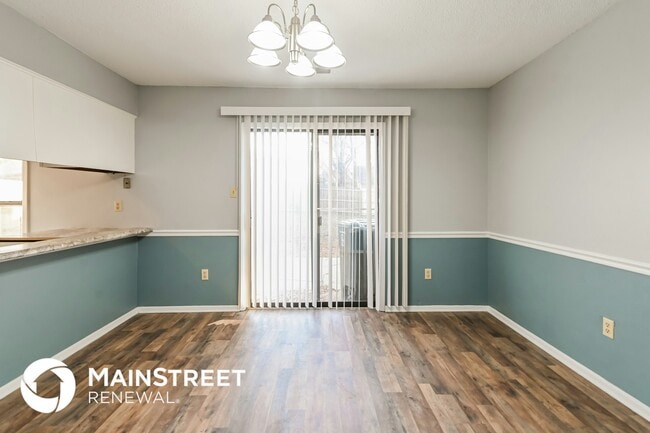 Foto del edificio - 4332 Thistleway Dr