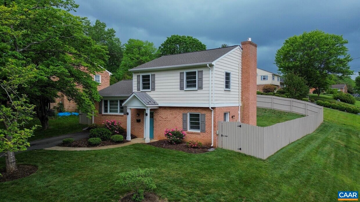 Foto principal - 629 Watson Ave