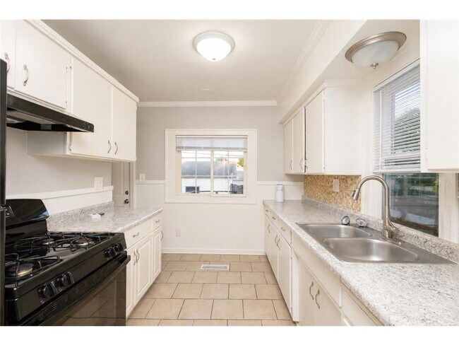 Foto del edificio - 3754 Dupont Ave N