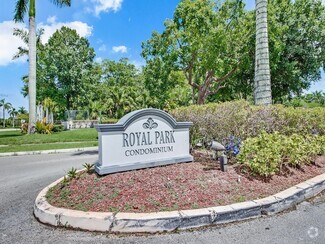 Building Photo - 108 Royal Pk Dr