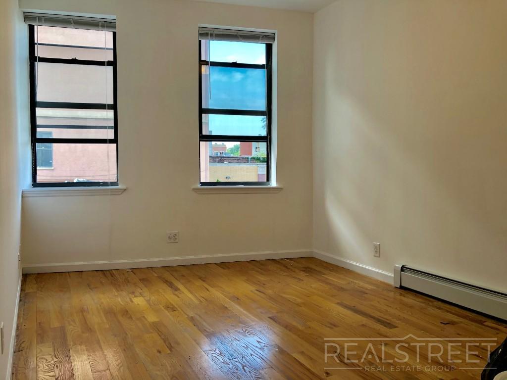 Foto del edificio - 28 MacDougal St