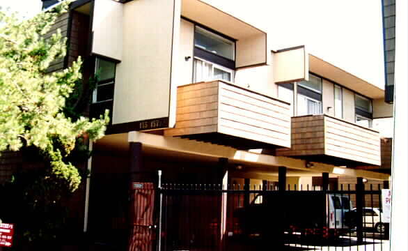 Building Photo - Marina Village Apartments