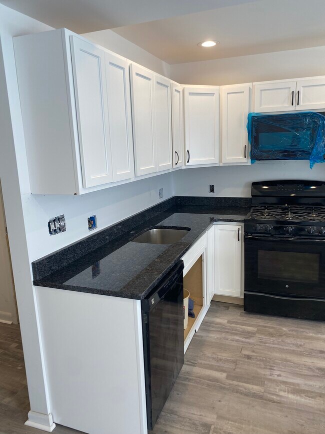 Building Photo - 10112 Verree Rd