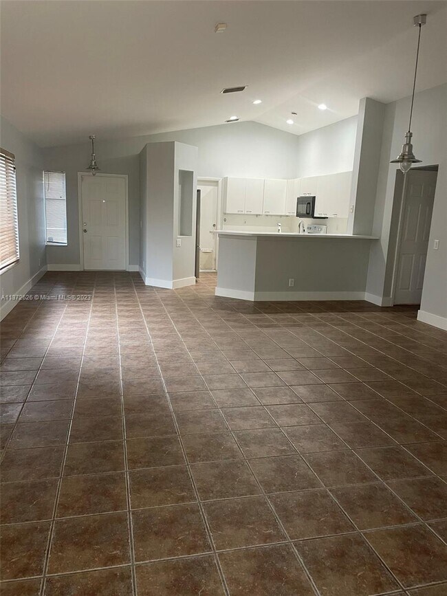 Foto del edificio - 4432 Dogwood Cir