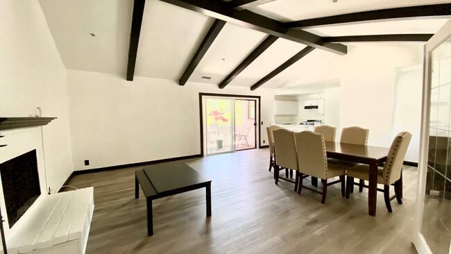 Foto del edificio - 10522 Brier Ln