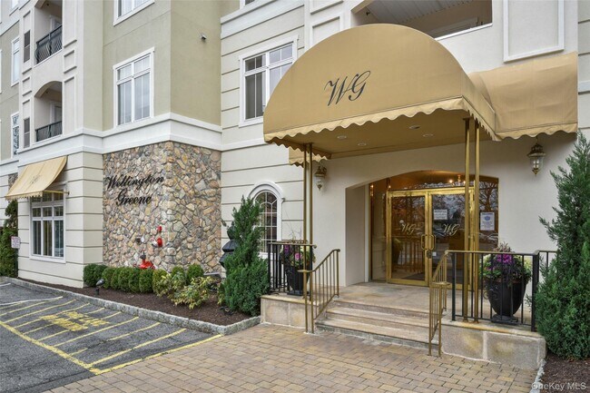 Foto del edificio - 410 Westchester Ave