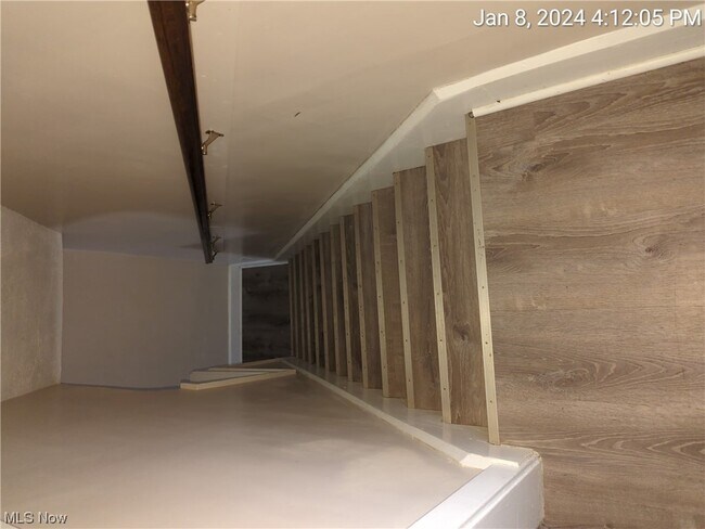 Building Photo - 13723 Saybrook Ave