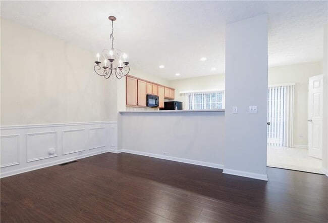 Building Photo - 790 Celeste Ln