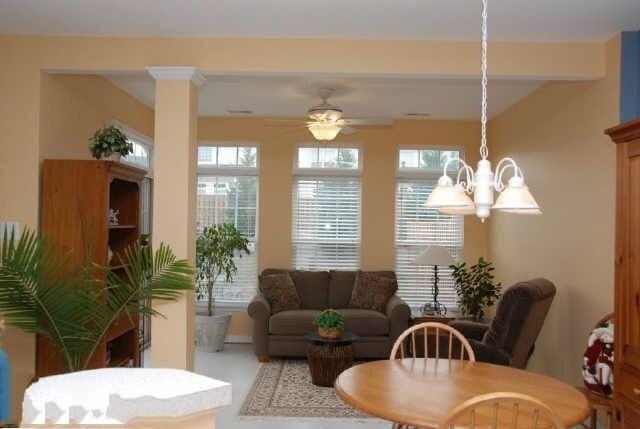 Foto del edificio - 4535 Spring Moss Cir
