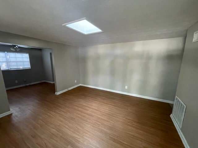 Building Photo - 366 Janell Dr