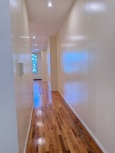 910 Hancock St