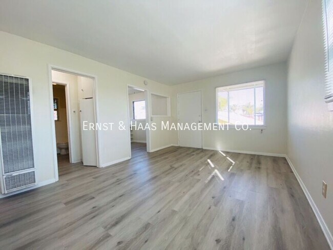 Foto del edificio - 1442 E 4th St