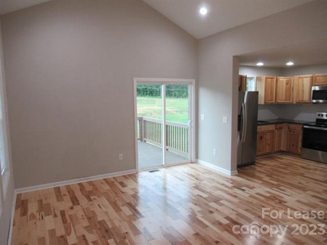 Foto del edificio - 1348 Magnolia Grove Rd