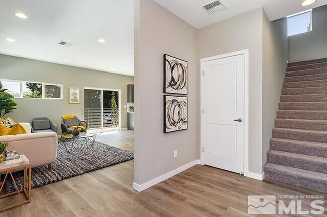 Foto del edificio - Modern Midtown Living