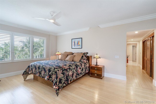 Building Photo - 13611 Deering Bay Dr