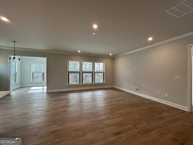 Building Photo - 473 Bandon Wy