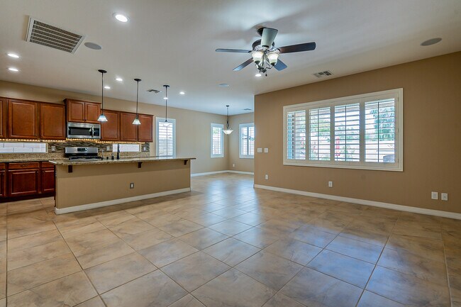 Foto del edificio - 28315 N Welton Pl