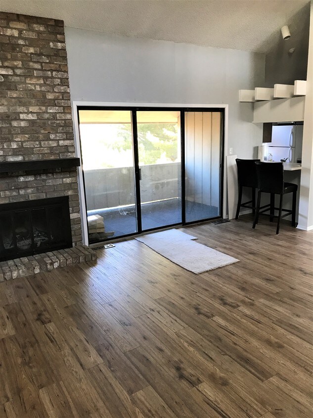 Foto principal - 2101 Melrose Dr
