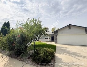 Building Photo - 2859 N Columbine Ave