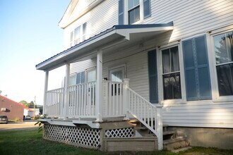 Building Photo - 18 Manning Hill Rd