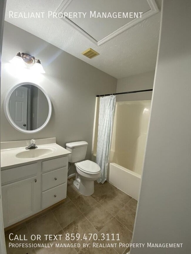 Building Photo - 2921 Blairdon Cir