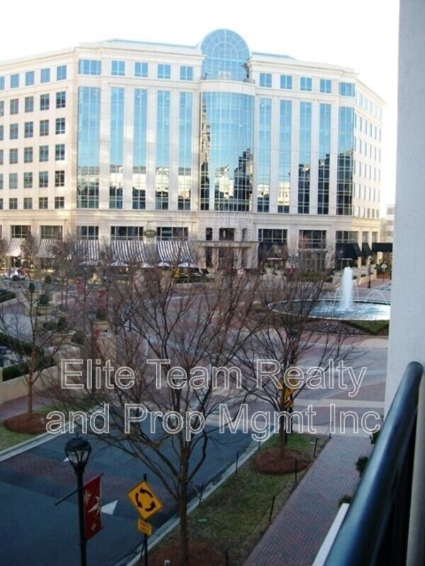 Building Photo - 4625 Piedmont Row Dr