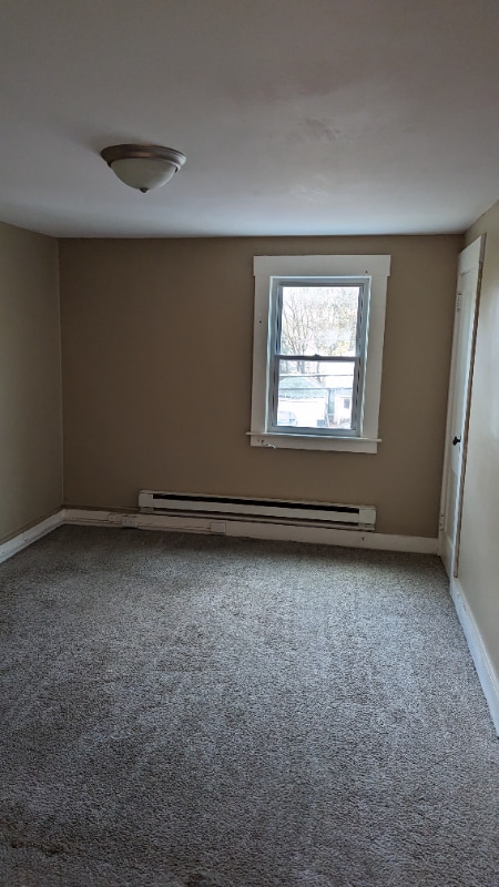 Building Photo - 118 W Franklin St