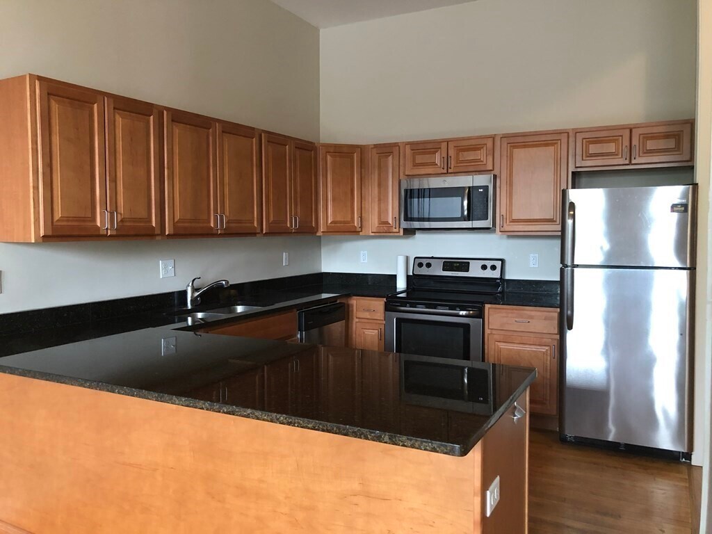 55 Park St Unit 4, Attleboro, MA 02703 Condo for Rent in Attleboro