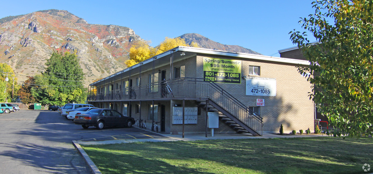 Primary Photo - Brookview Apartments