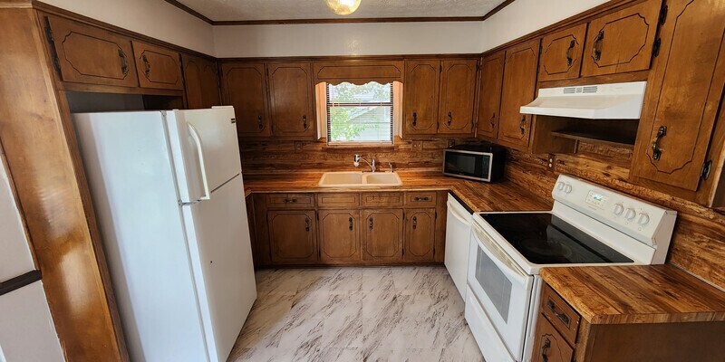 Primary Photo - Rooms for rent in Duluth