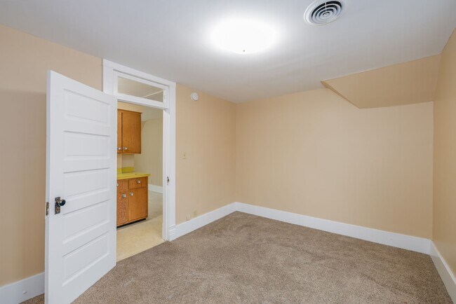 Foto del edificio - 355 Doty St