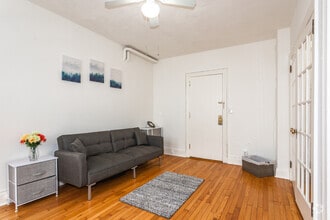 Jefferson House Apartments photo'