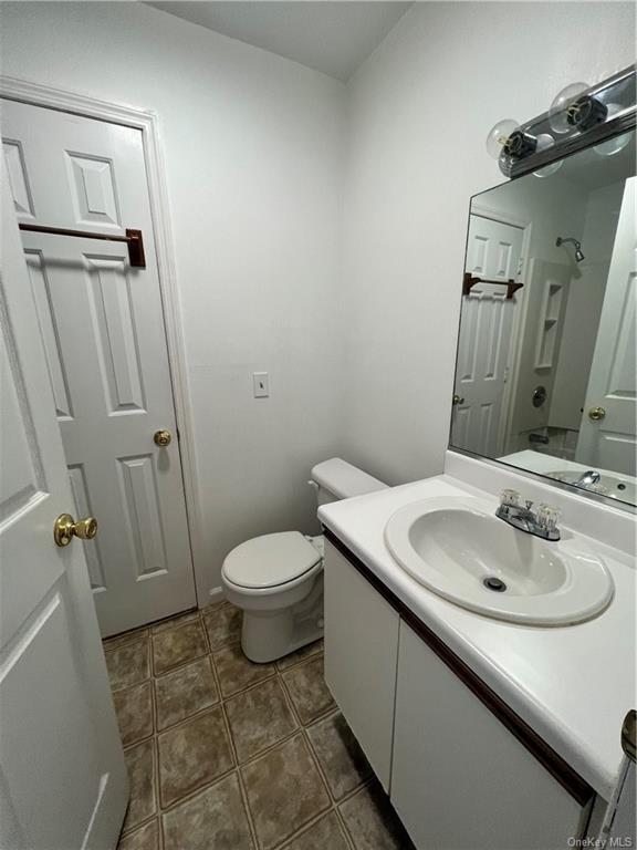 Building Photo - 60 Davos Pointe
