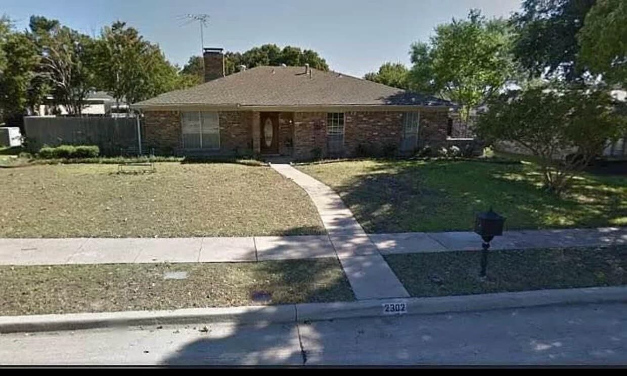 Foto principal - 2302 Bengal Ln