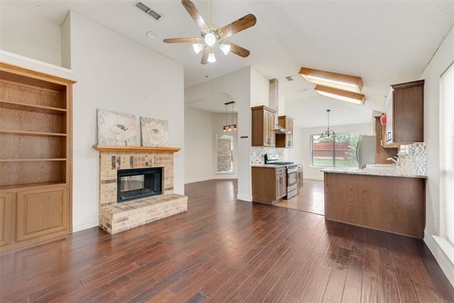 Building Photo - 323 Crestview Dr