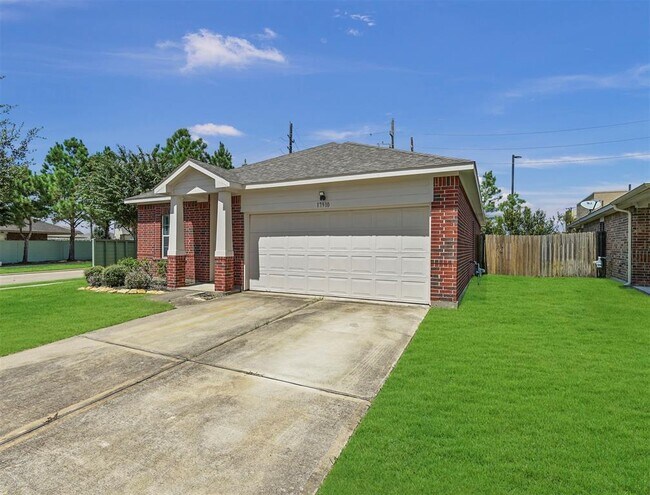 Building Photo - 17910 Escalante Dr
