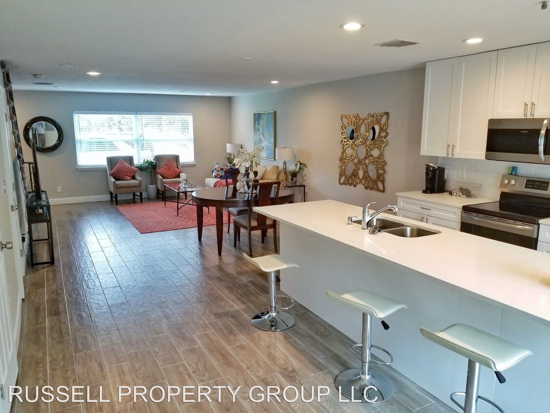 Foto principal - 5050 1st Ave S