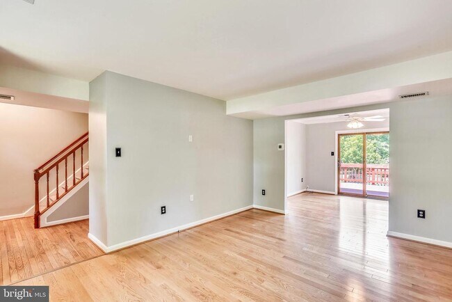 Building Photo - 242 Watts Branch Pkwy