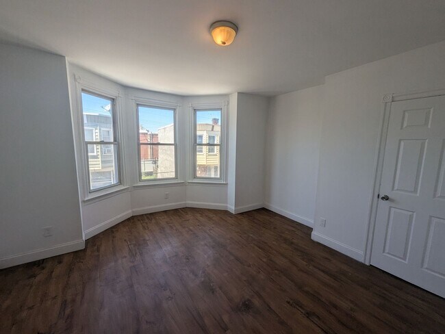 Foto del edificio - Updated Home - Nicetown