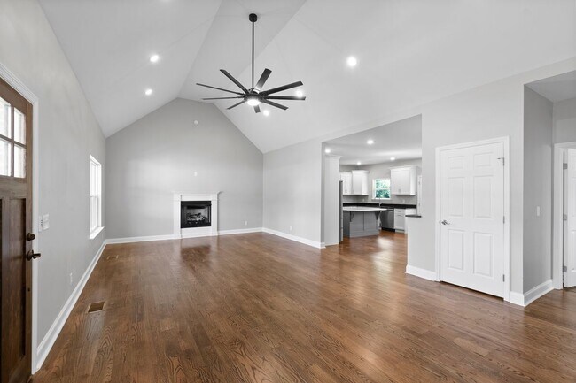 Foto del edificio - 611 Sunset Valley Dr