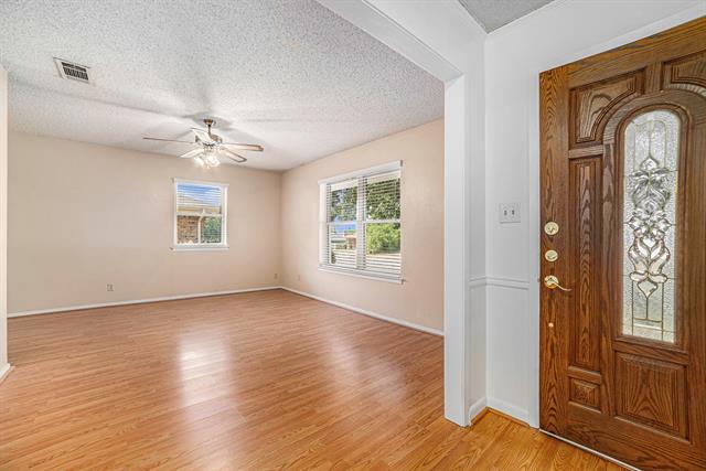 Foto del edificio - 3407 Tipps Dr