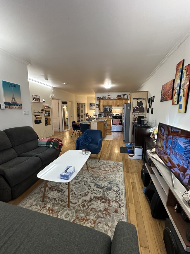 View from living room to kitchen - 2219 Av Prud'homme