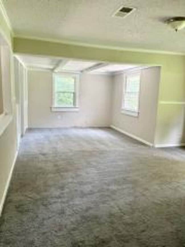 Building Photo - 1441 Bose Ave
