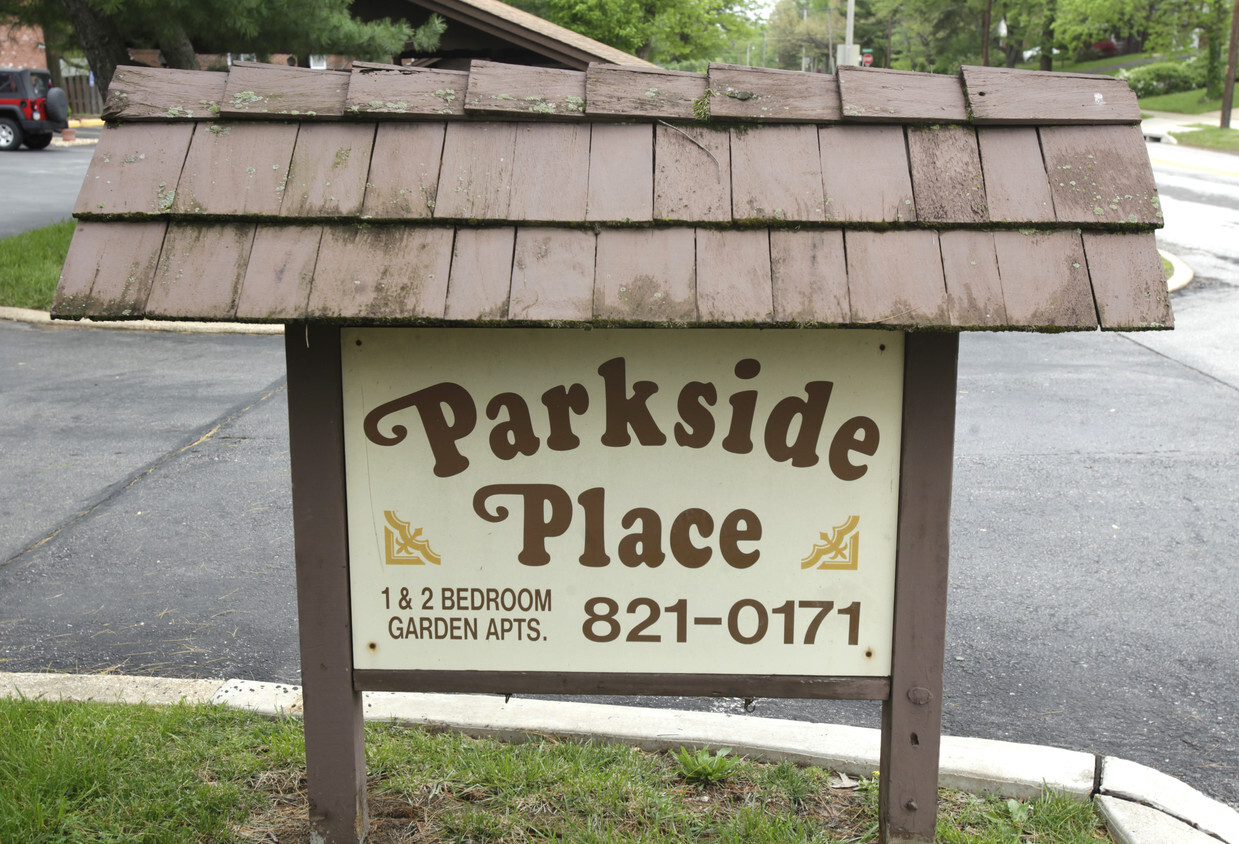 Entrance - Parkside Place Apartments