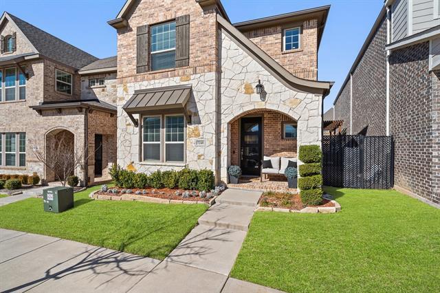 Foto del edificio - 7240 San Saba Dr