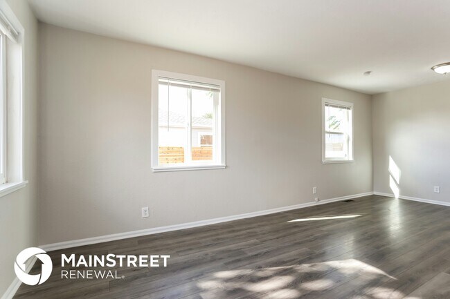 Building Photo - 8991 Lilly Dr