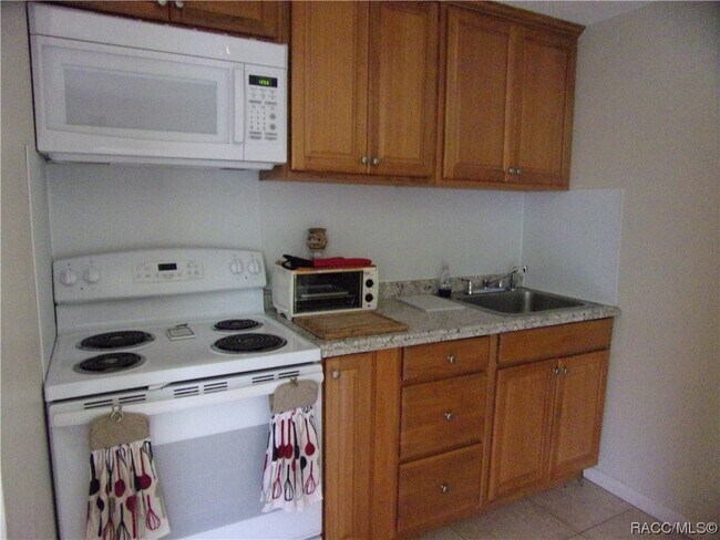 Foto del edificio - 796 S Yellow Wood Terrace