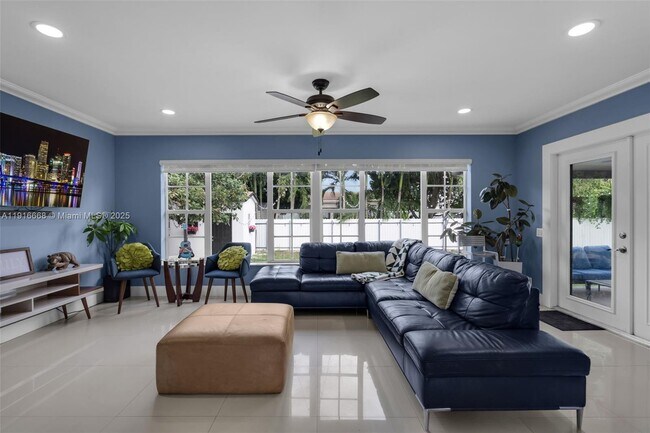 Foto del edificio - 1815 SW 85th Ct